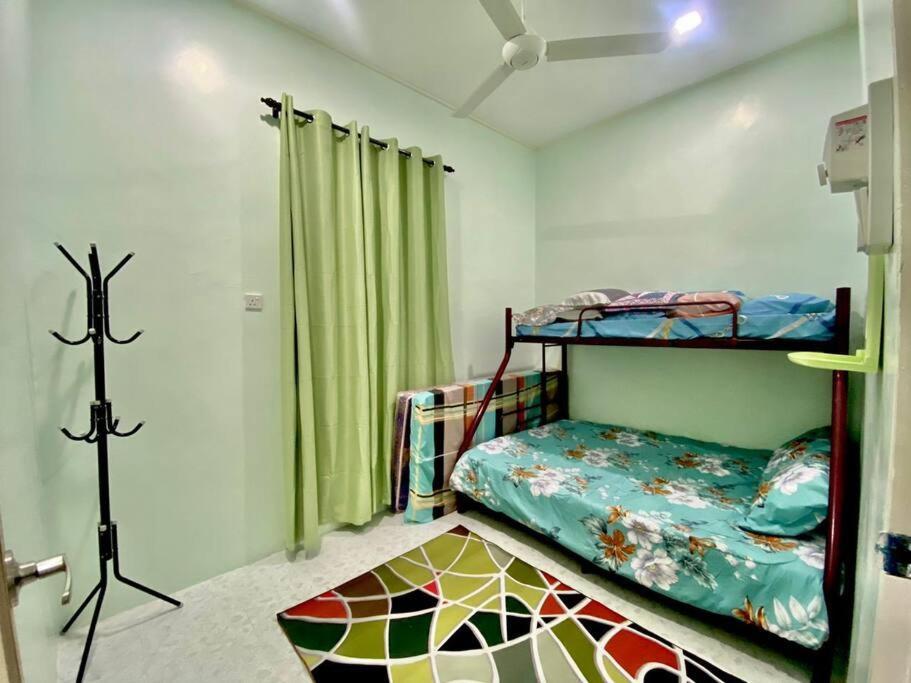 Homestay Kak Tiy Kuala Terengganu Exterior foto